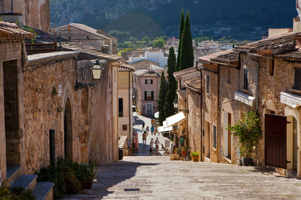 boutique hotel in pollensa old town